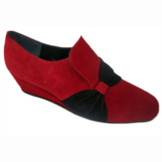 Kath + Wedge Red Suede Blk Suede + Wrap