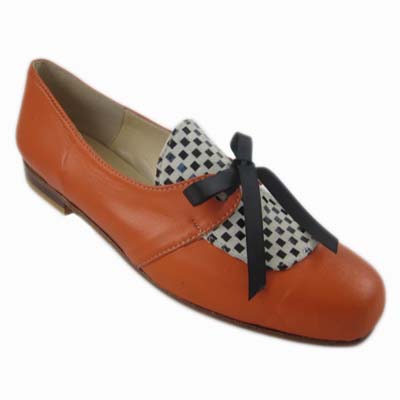 Angus + Carla Orange Calf Chess + Ribbon